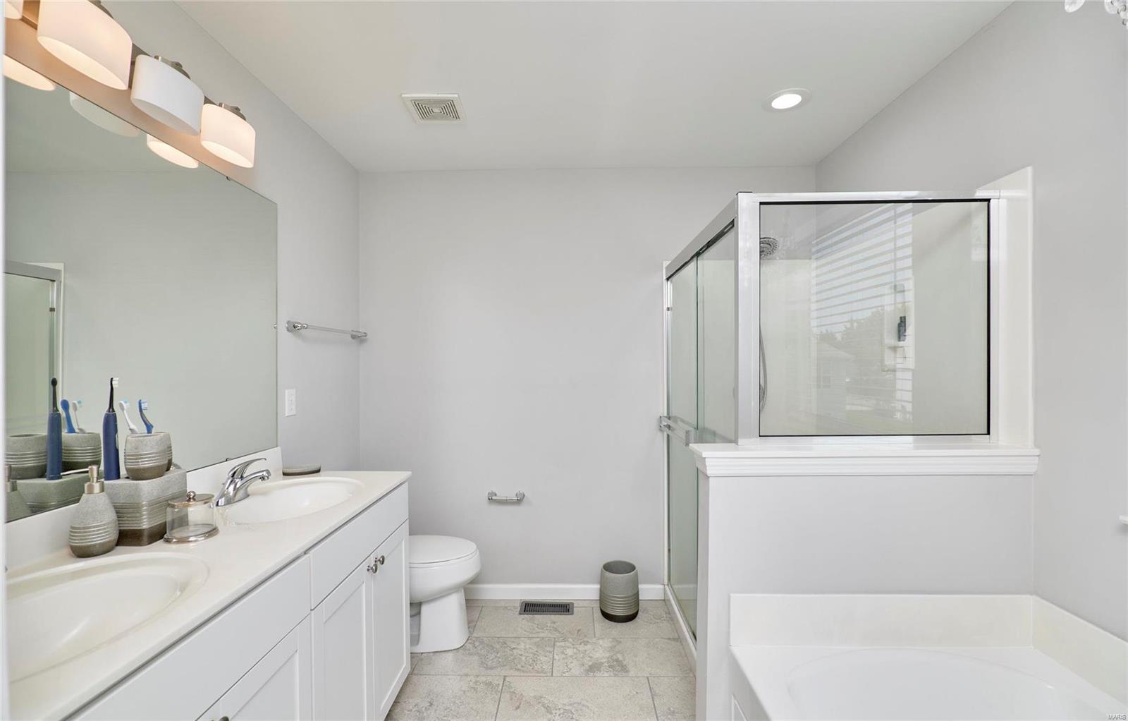 120 Kelcross Property Photo 35