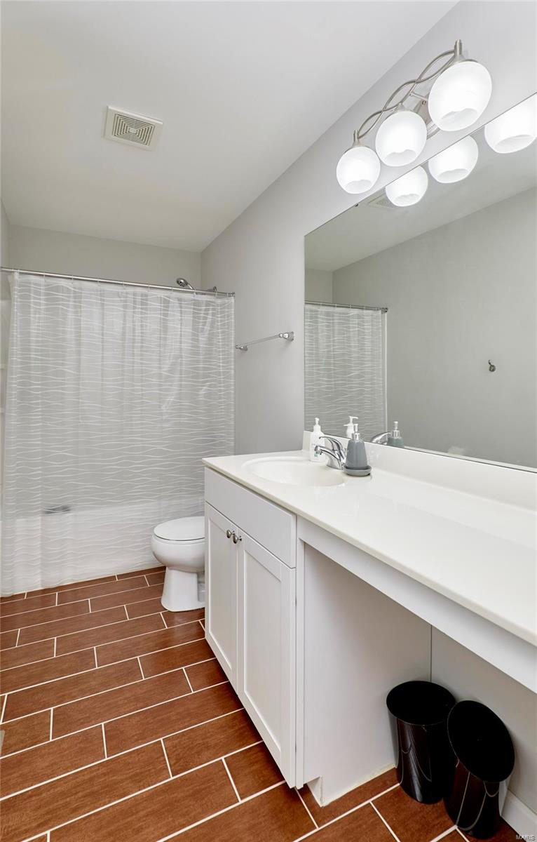 120 Kelcross Property Photo 52
