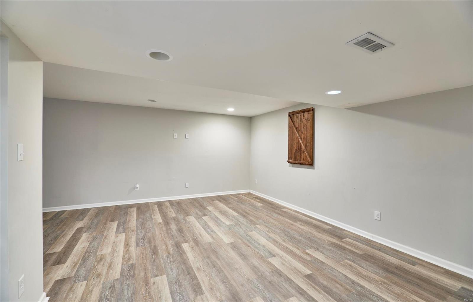 120 Kelcross Property Photo 55