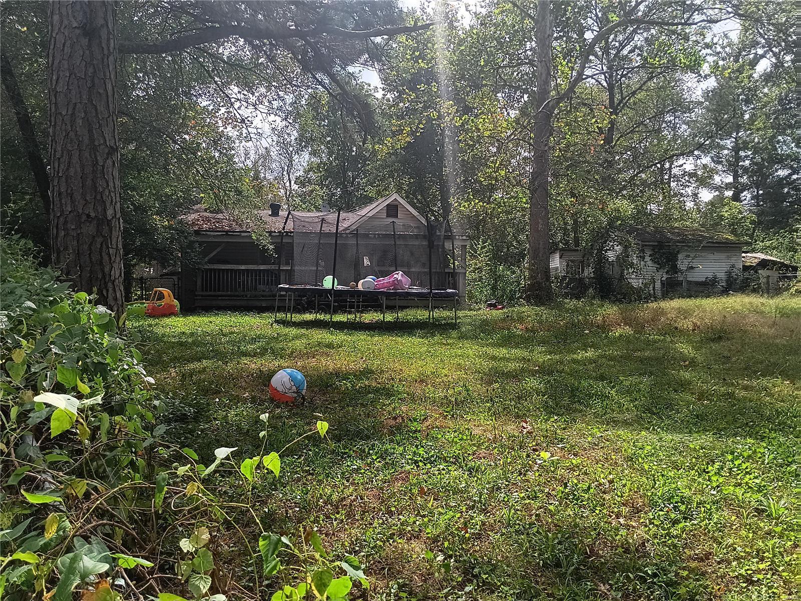 8701 Hilltop Lane Property Photo 3