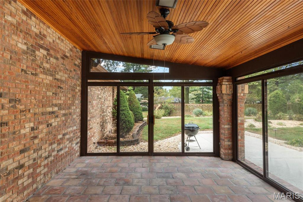 3112 Parkview Drive Property Photo 85