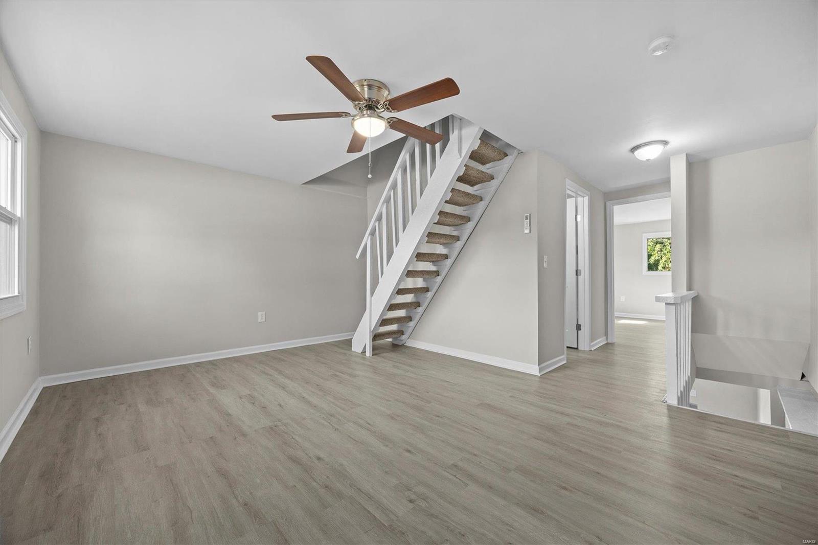 16696 Oak Bridge Road Property Photo 4
