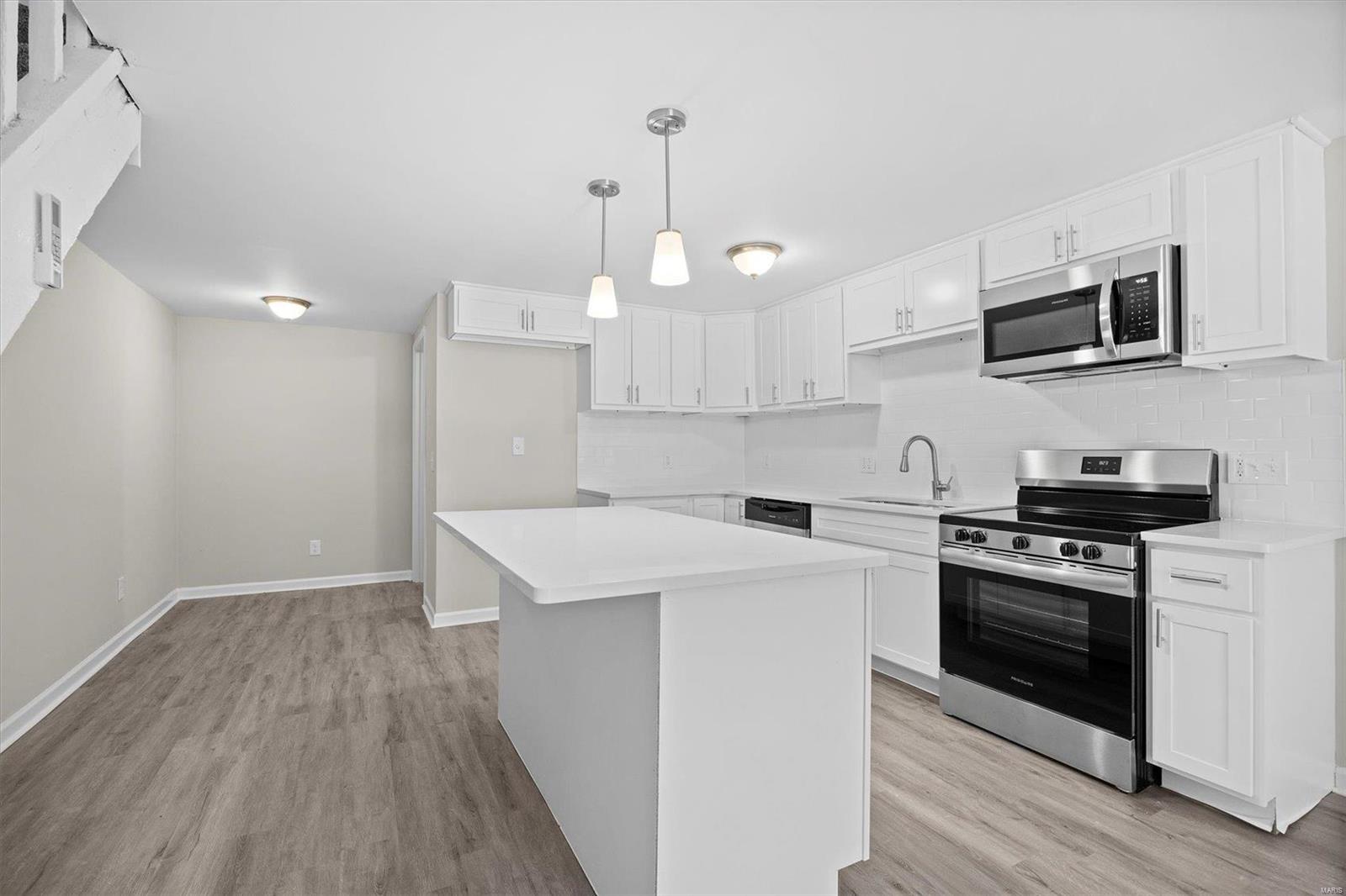 16696 Oak Bridge Road Property Photo 16