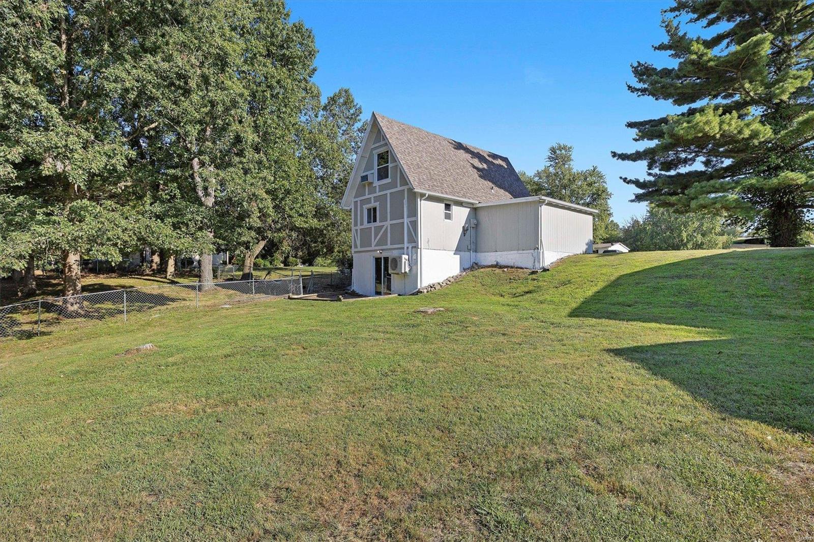 16696 Oak Bridge Road Property Photo 19