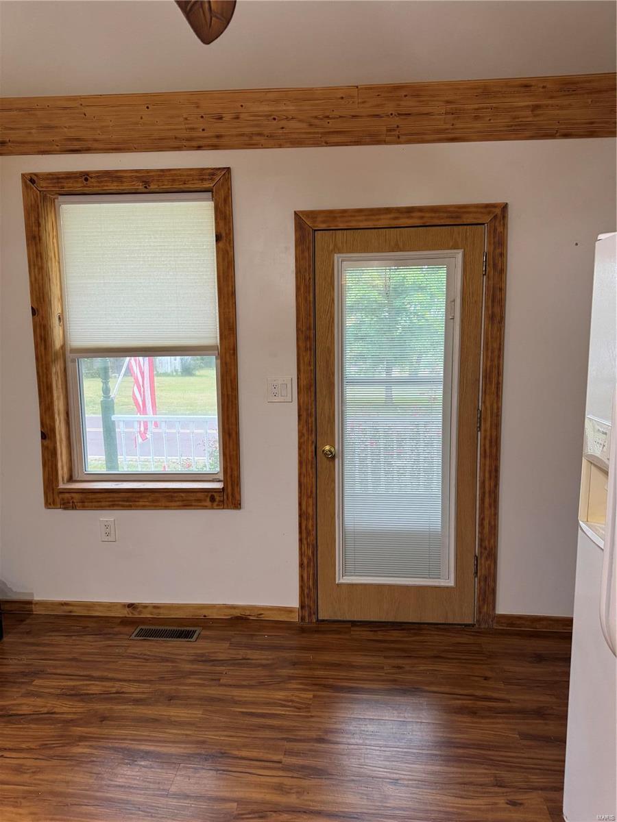 401 Broadway Avenue Property Photo 18