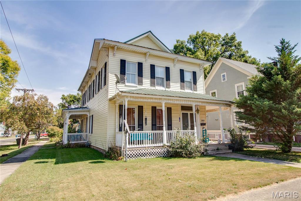 202 4th Street