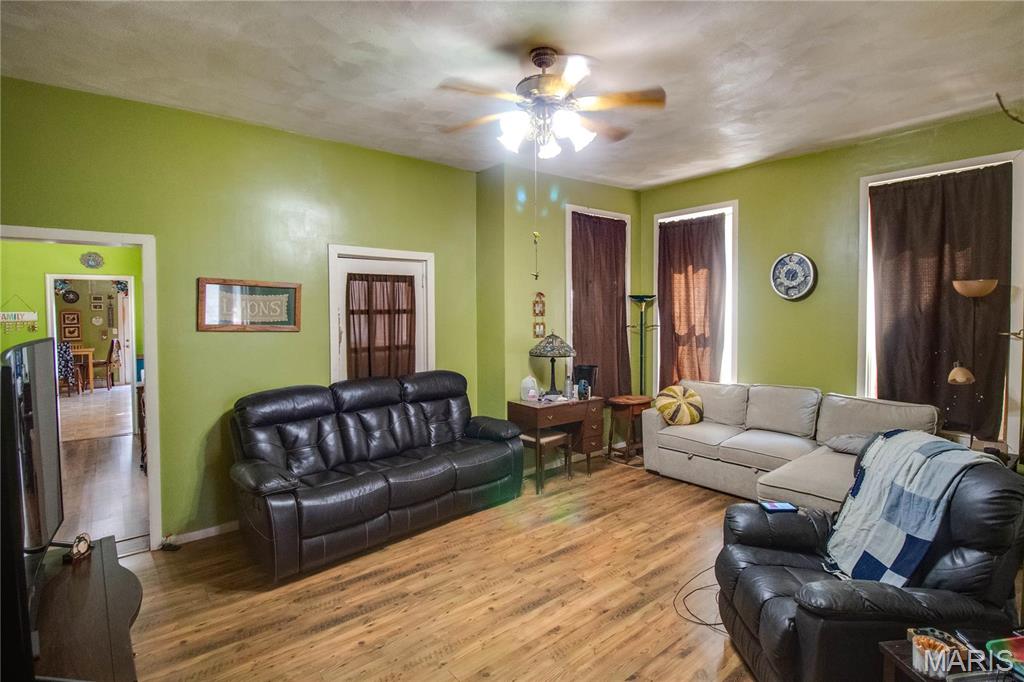 202 4th Street Property Photo 7