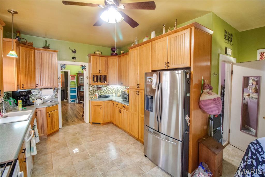 202 4th Street Property Photo 15