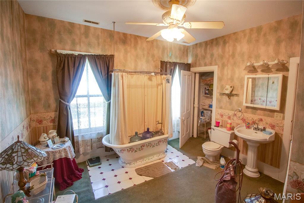 202 4th Street Property Photo 23