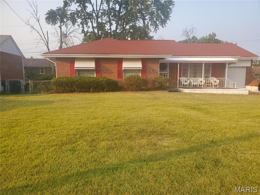 9423 Pattonwood Drive Property Photo 1
