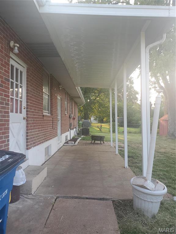 9423 Pattonwood Drive Property Photo 23