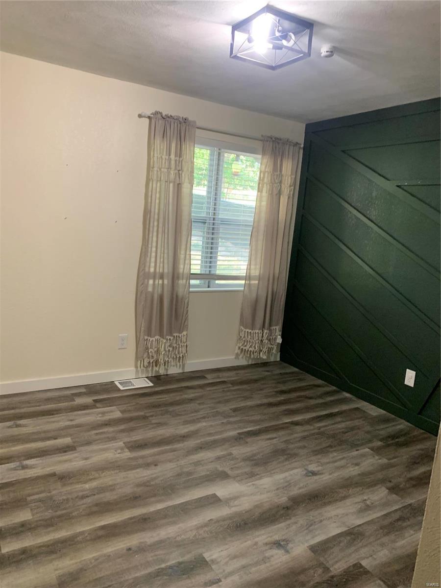 4854 Mehl Avenue Property Photo 22