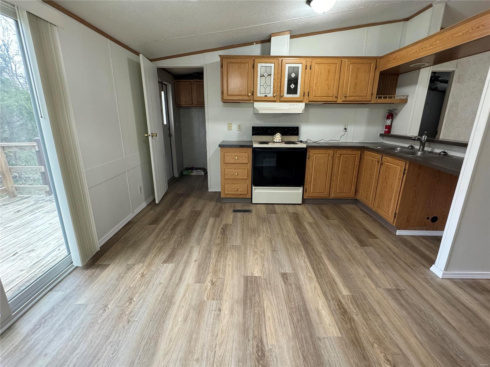 65 Bright Street Property Photo 4