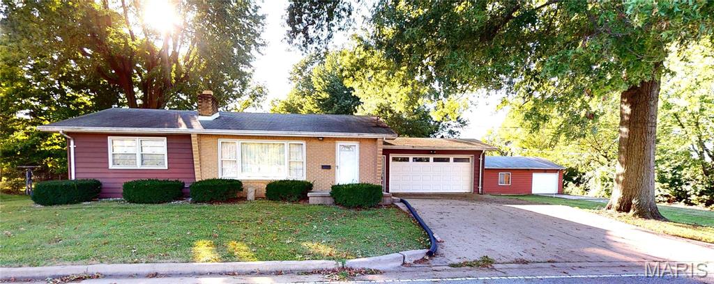 4645 S State Route 159 Property Photo 1