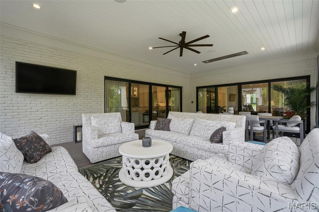 4 Warridge Drive Property Photo 25