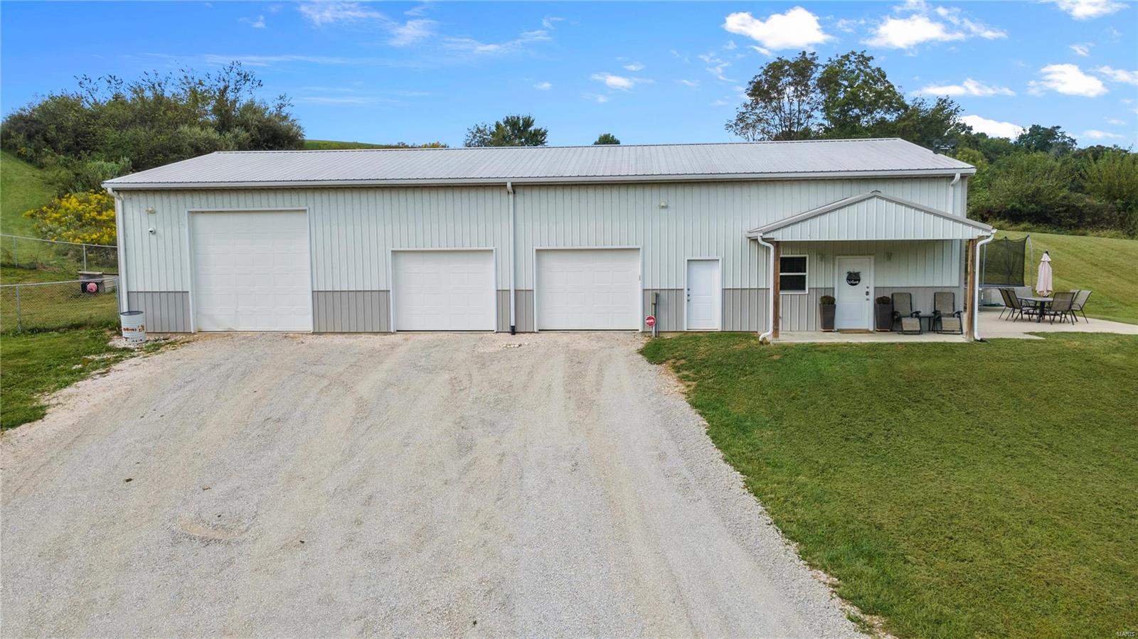335 W Spring Valley Road Property Photo 5