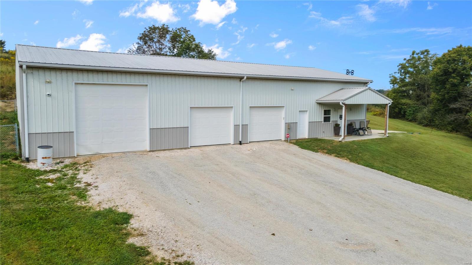 335 W Spring Valley Road Property Photo 6