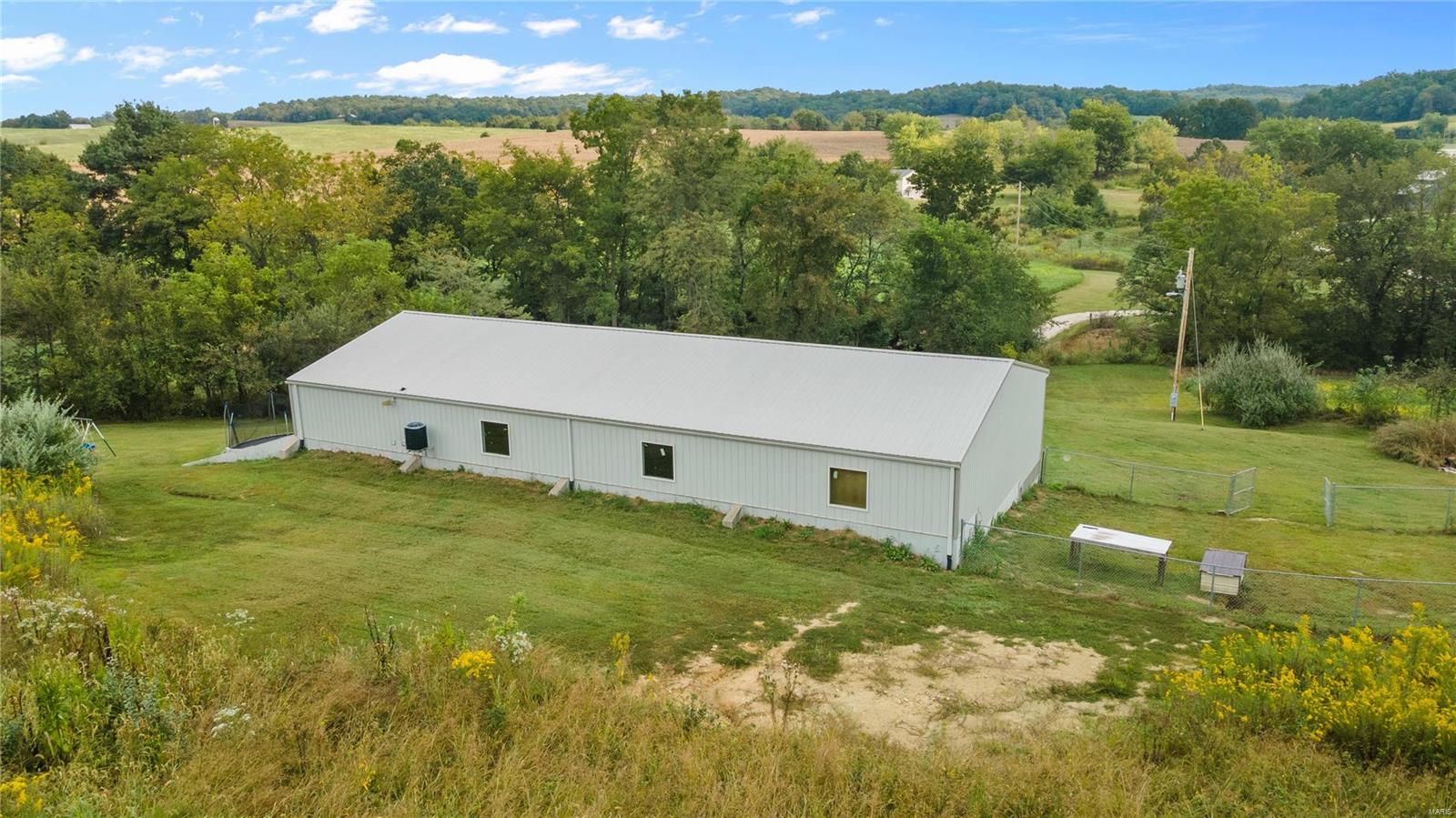 335 W Spring Valley Road Property Photo 9