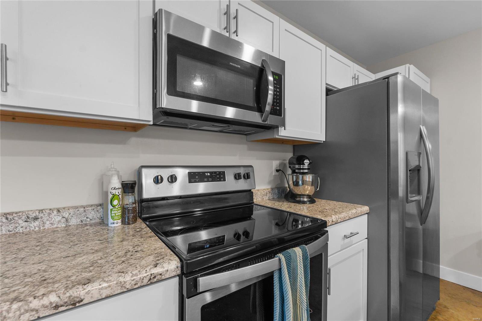 335 W Spring Valley Road Property Photo 23