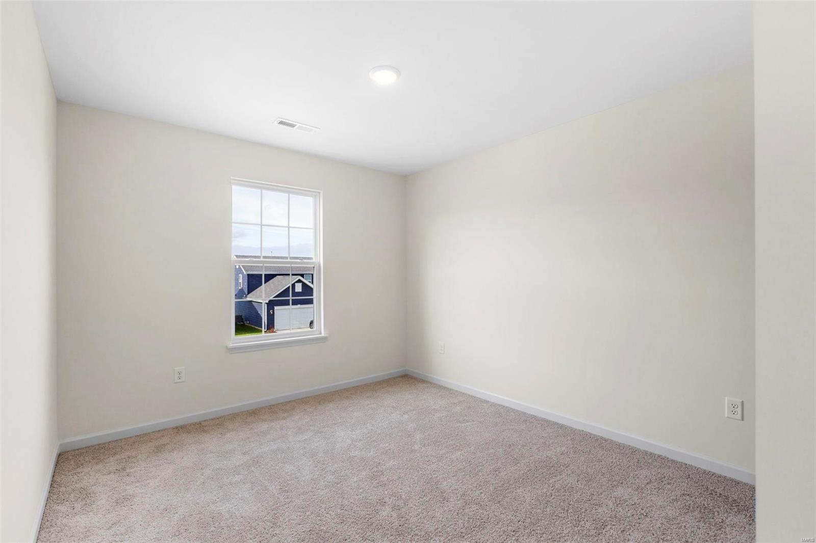 302 Windmill View Court Property Photo 20