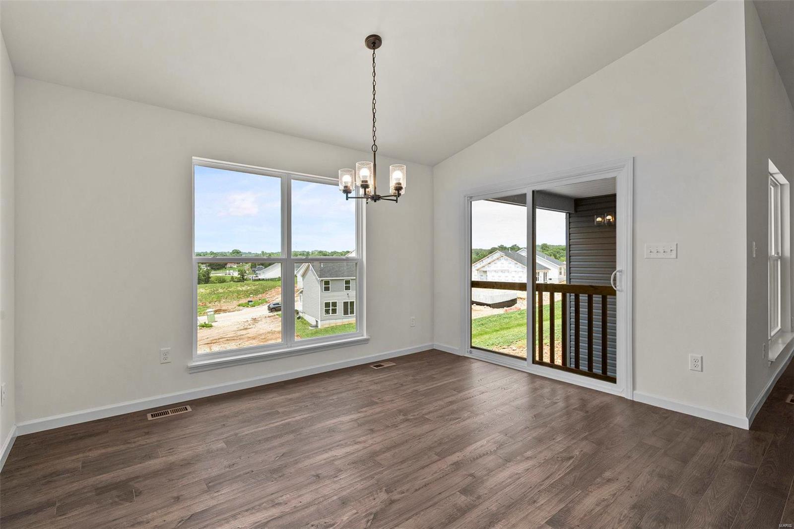 1728 Martingale Lane Property Photo 11