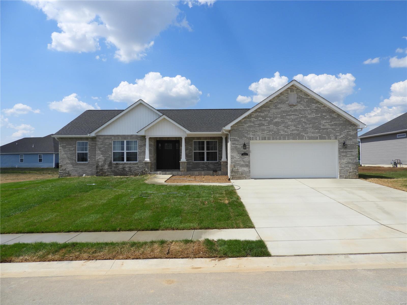 338 Jenny Court Property Photo 1