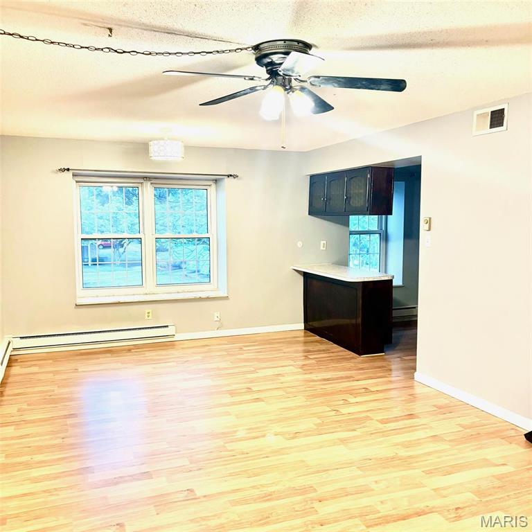 1672 Herault Place E Property Photo 4