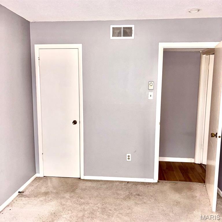 1672 Herault Place E Property Photo 15