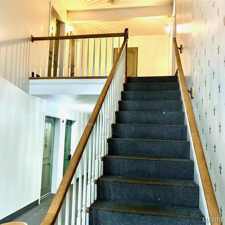 1672 Herault Place E Property Photo 18
