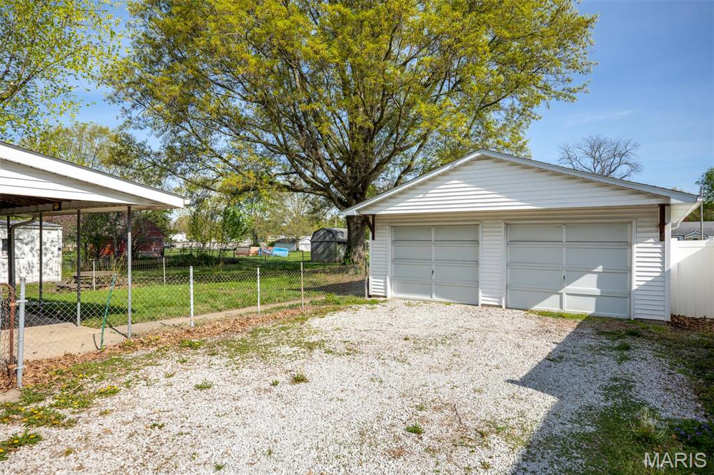 823 E Pearl Street Property Photo 3