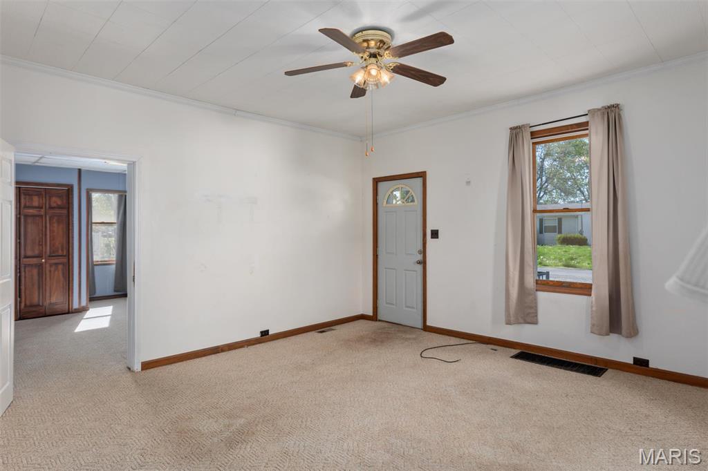 823 E Pearl Street Property Photo 5