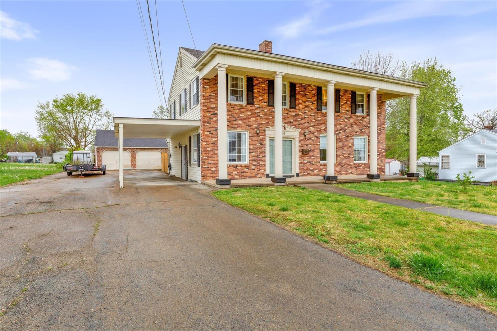 404 Marshall Street Property Photo 3