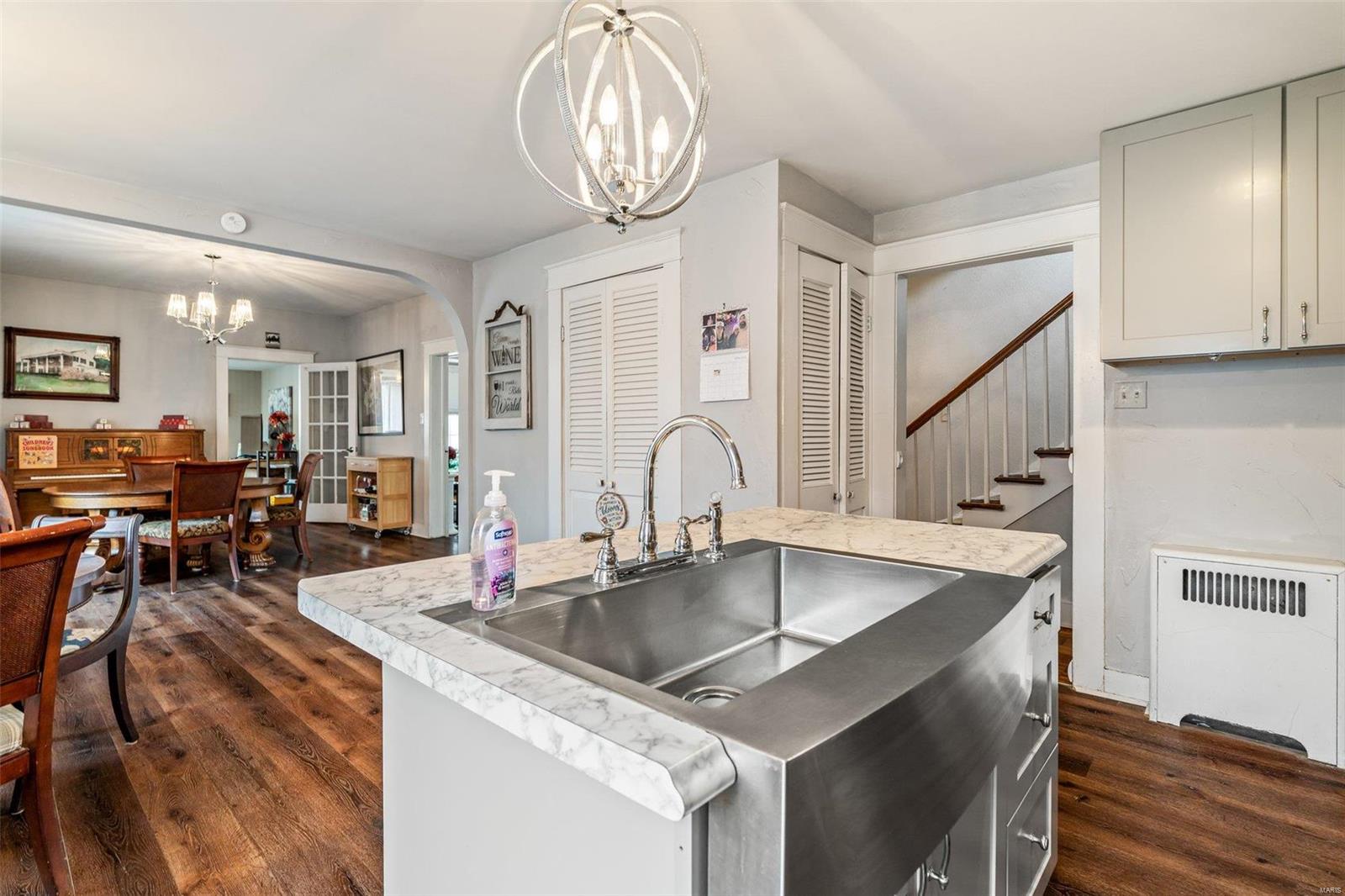 404 Marshall Street Property Photo 25
