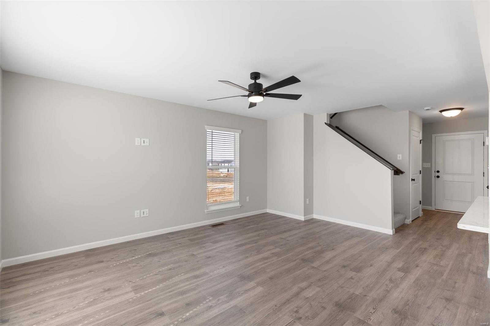 1063 Vardon Meadows Drive Property Photo 4