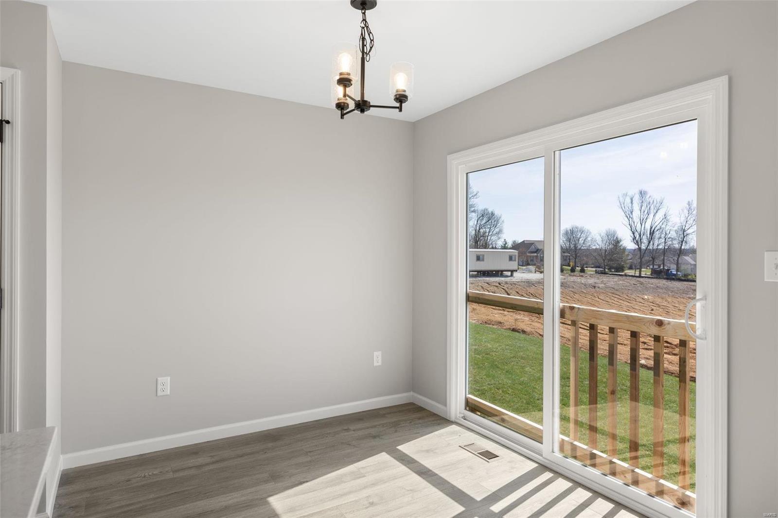 1063 Vardon Meadows Drive Property Photo 8