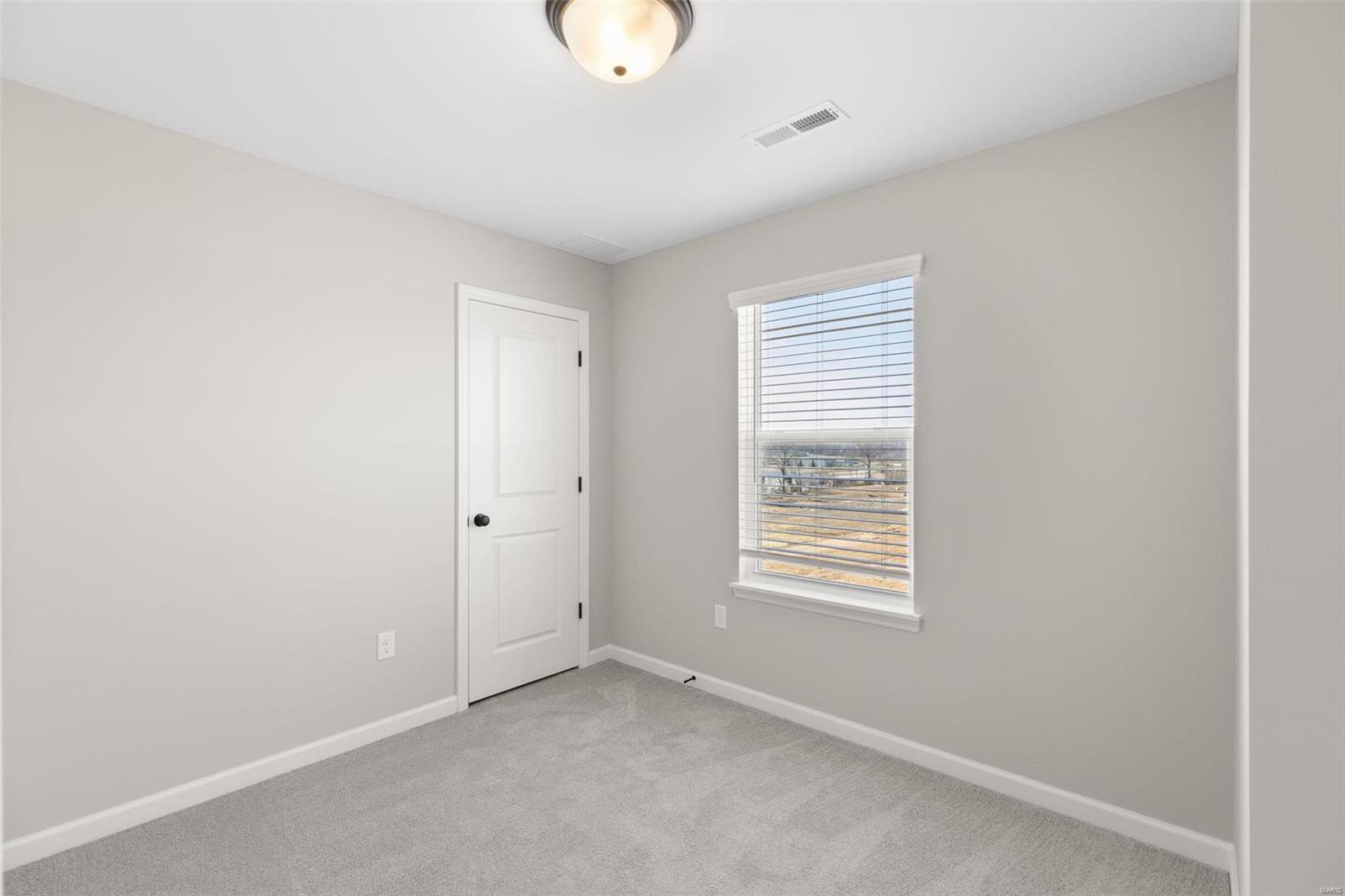 1063 Vardon Meadows Drive Property Photo 16