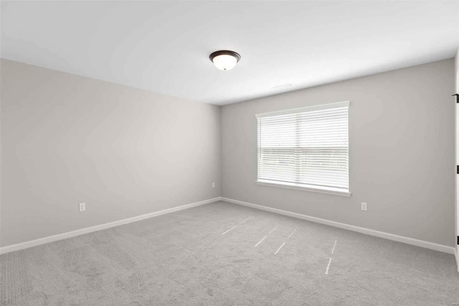 1063 Vardon Meadows Drive Property Photo 18