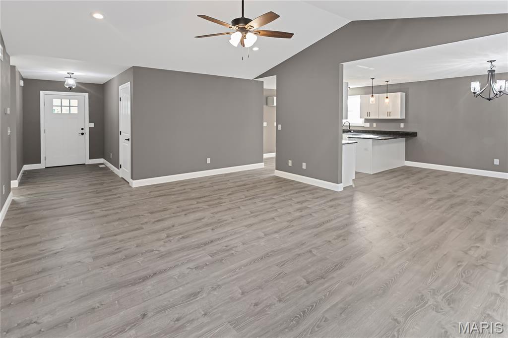 1127 Redwing Court Property Photo 11