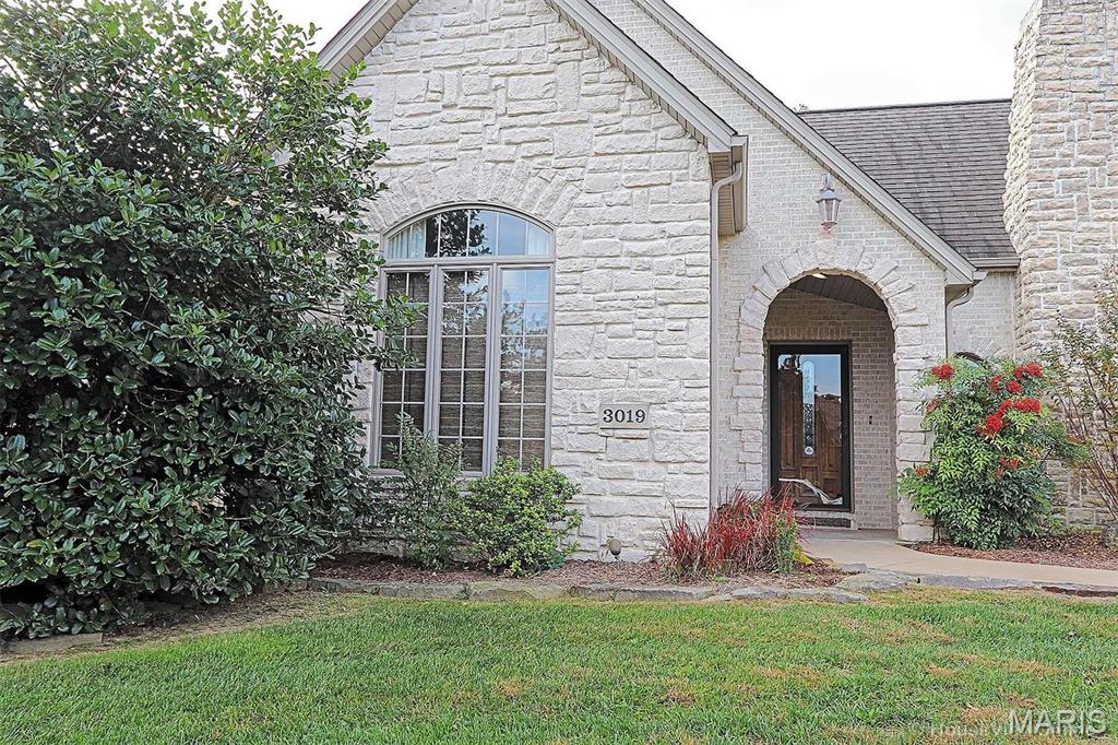 3019 Beaver Creek Drive Property Photo 2