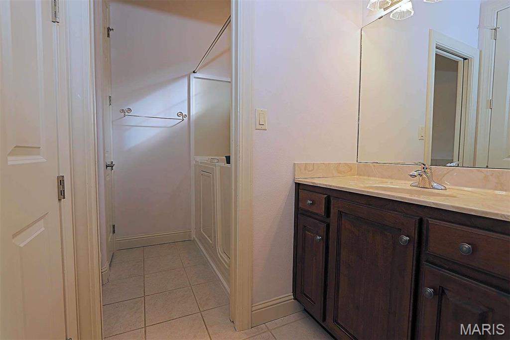 3019 Beaver Creek Drive Property Photo 8