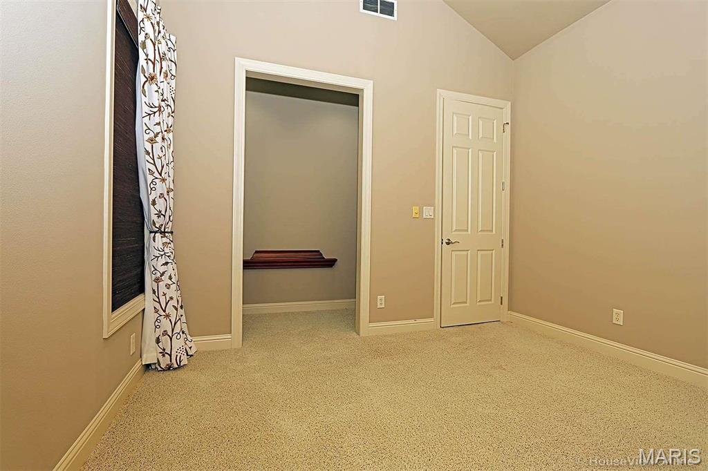 3019 Beaver Creek Drive Property Photo 18