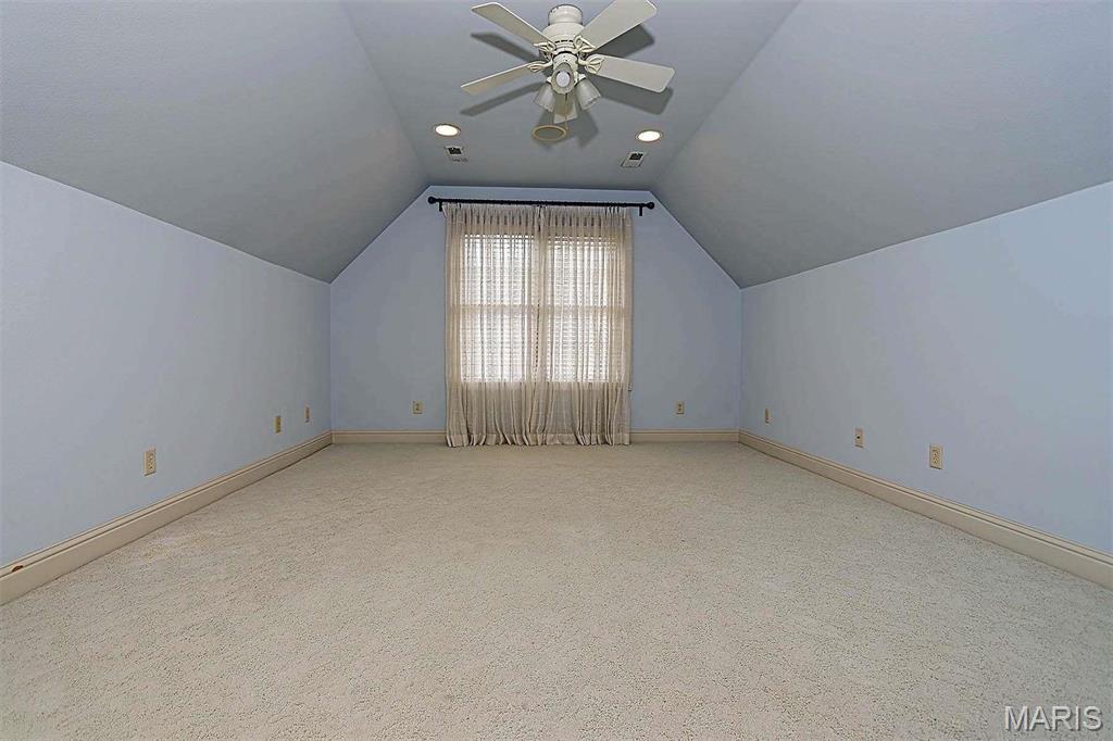 3019 Beaver Creek Drive Property Photo 29