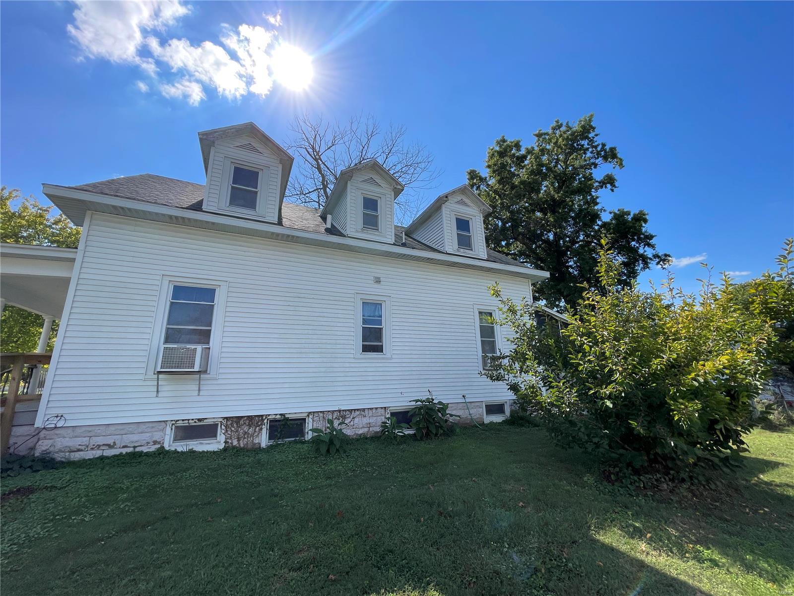 716 Cedar Street Property Photo 7
