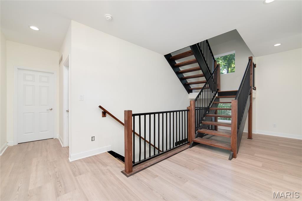 14844 Ralls Drive Property Photo 3