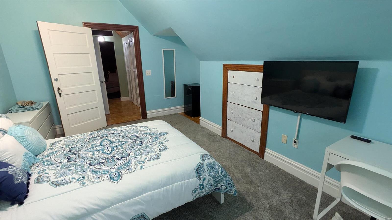 3325 Magnolia Avenue Property Photo 7