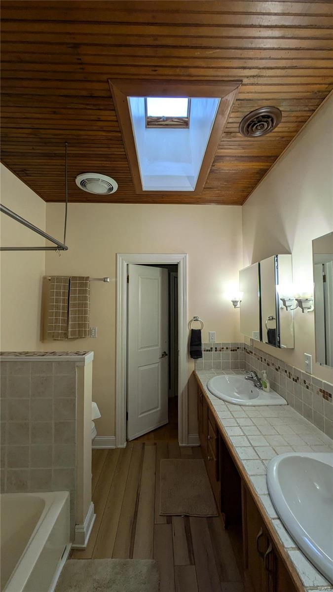 3325 Magnolia Avenue Property Photo 31