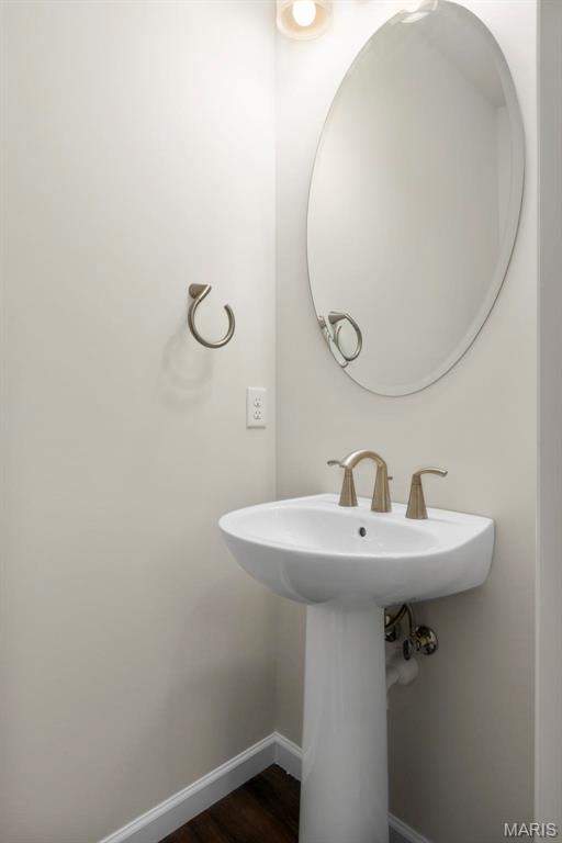 1 Winslow Ryehill Manor Property Photo 10
