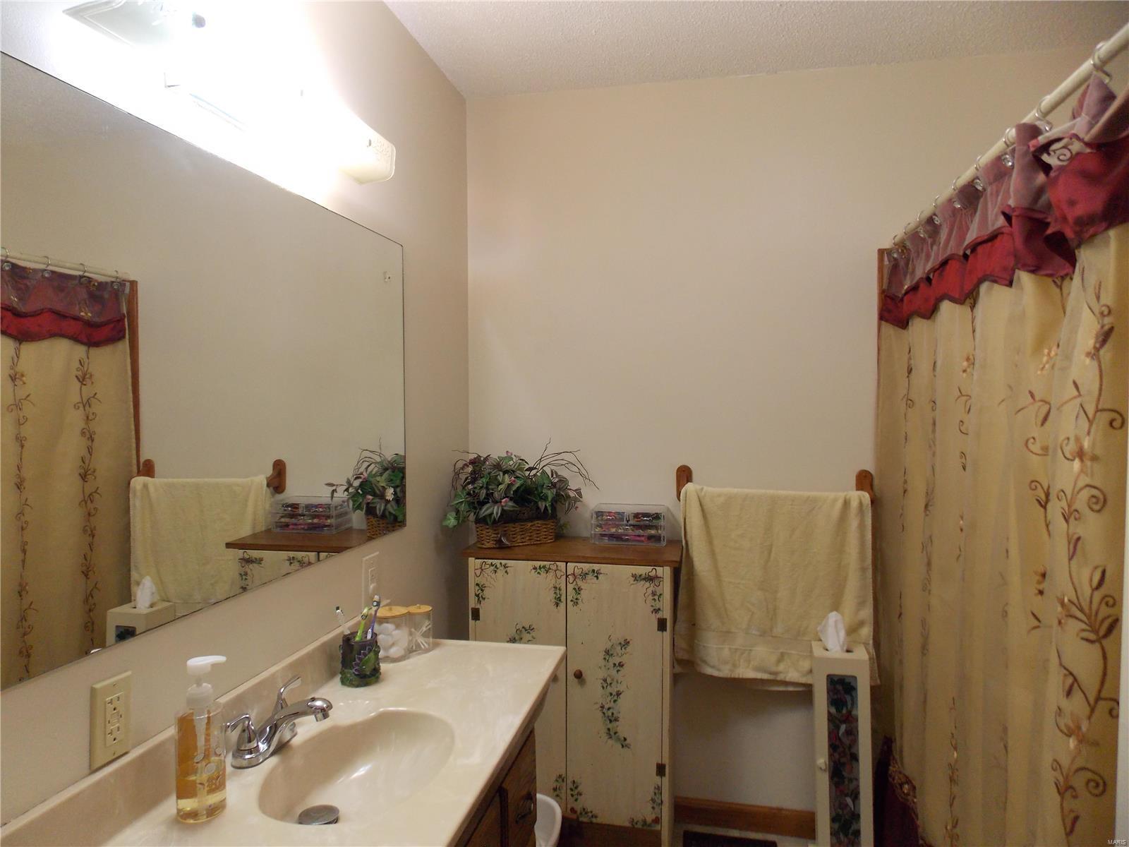 853 County Road 257 Property Photo 13