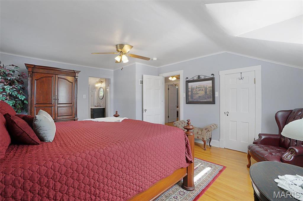 401 Elm St Property Photo 19