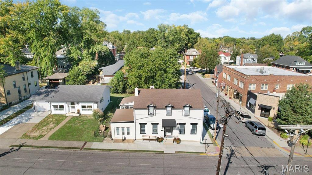 401 Elm St Property Photo 36